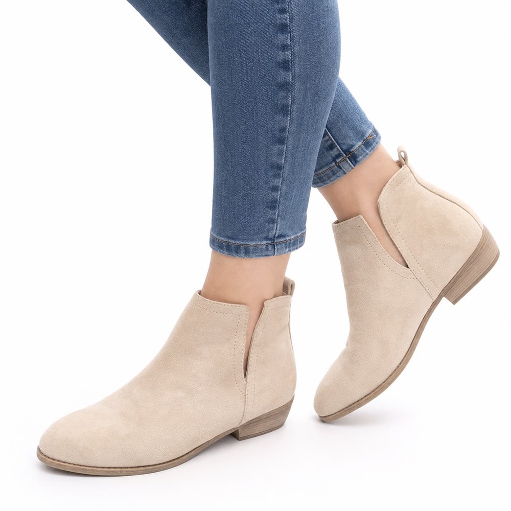 GC Shoes Womens Tan Beige Faux Suede Side Cutout Low Block Heel Ankle Boots 10